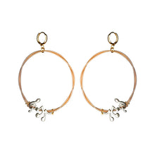 Load image into Gallery viewer, eternity-guitar-string-note-and-treble-clef-gold-earrings-by-dj-noemi-black_487b36a9-782e-4f1f-975e-3c6a4609896c.jpg