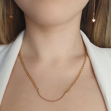 Load image into Gallery viewer, fools gold necklace on a model