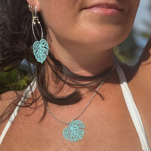 Tulum-music-blue-leaf-necklace-jewellery-on-a-model.jpg
