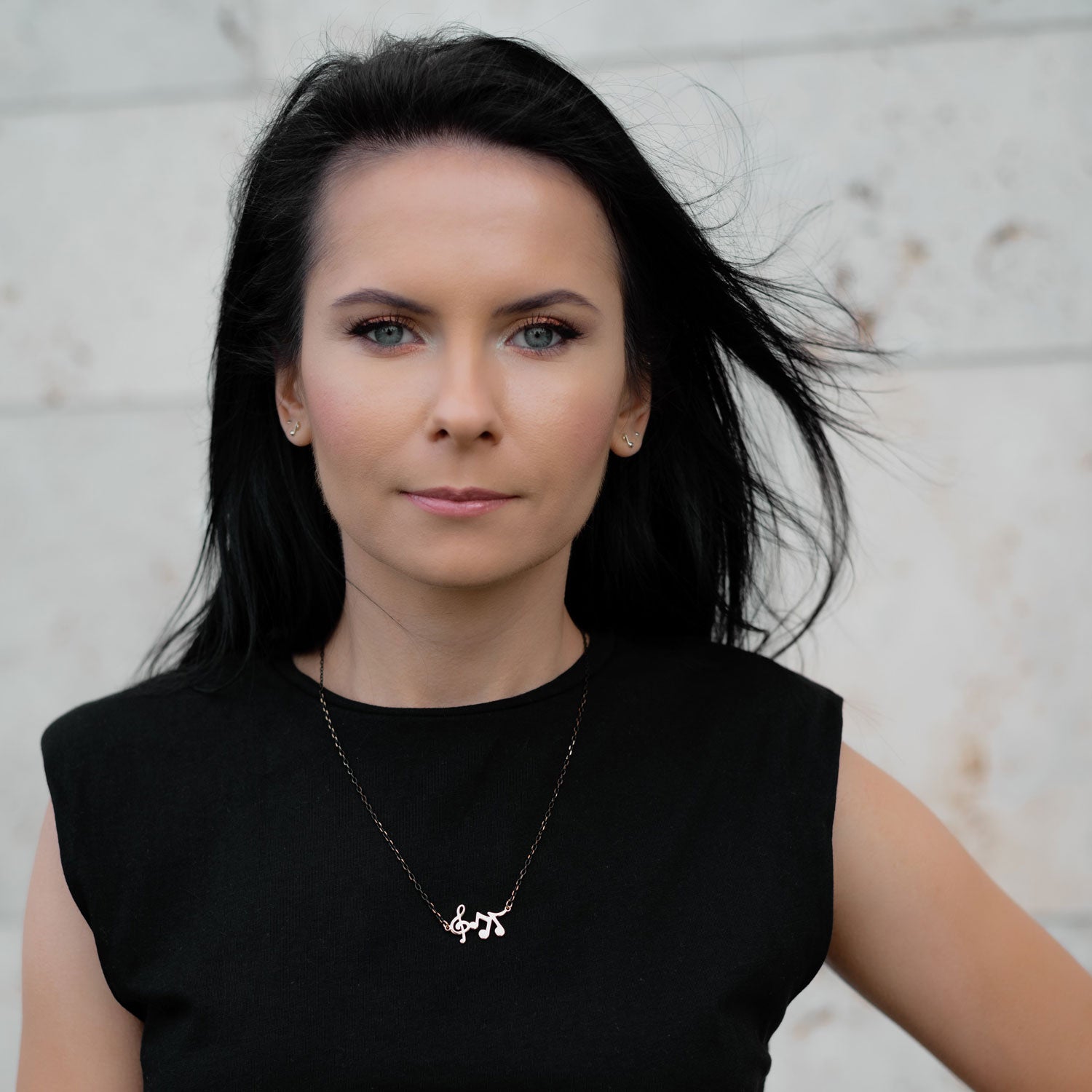 noemi-black-gold-pendant-music-necklace.jpg